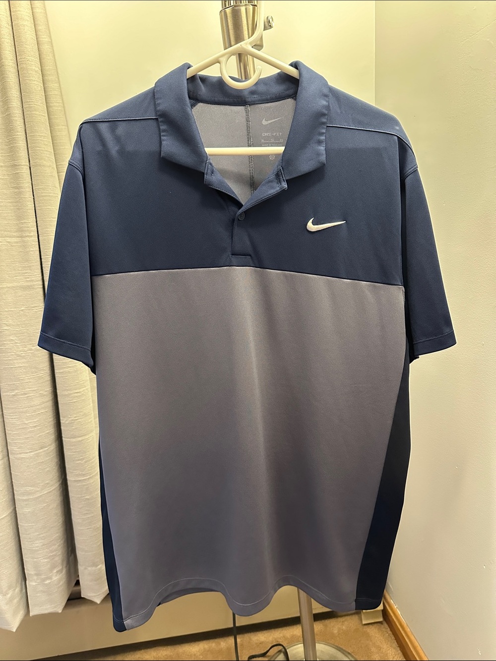 Nike Men’s Navy and Gray Polo
